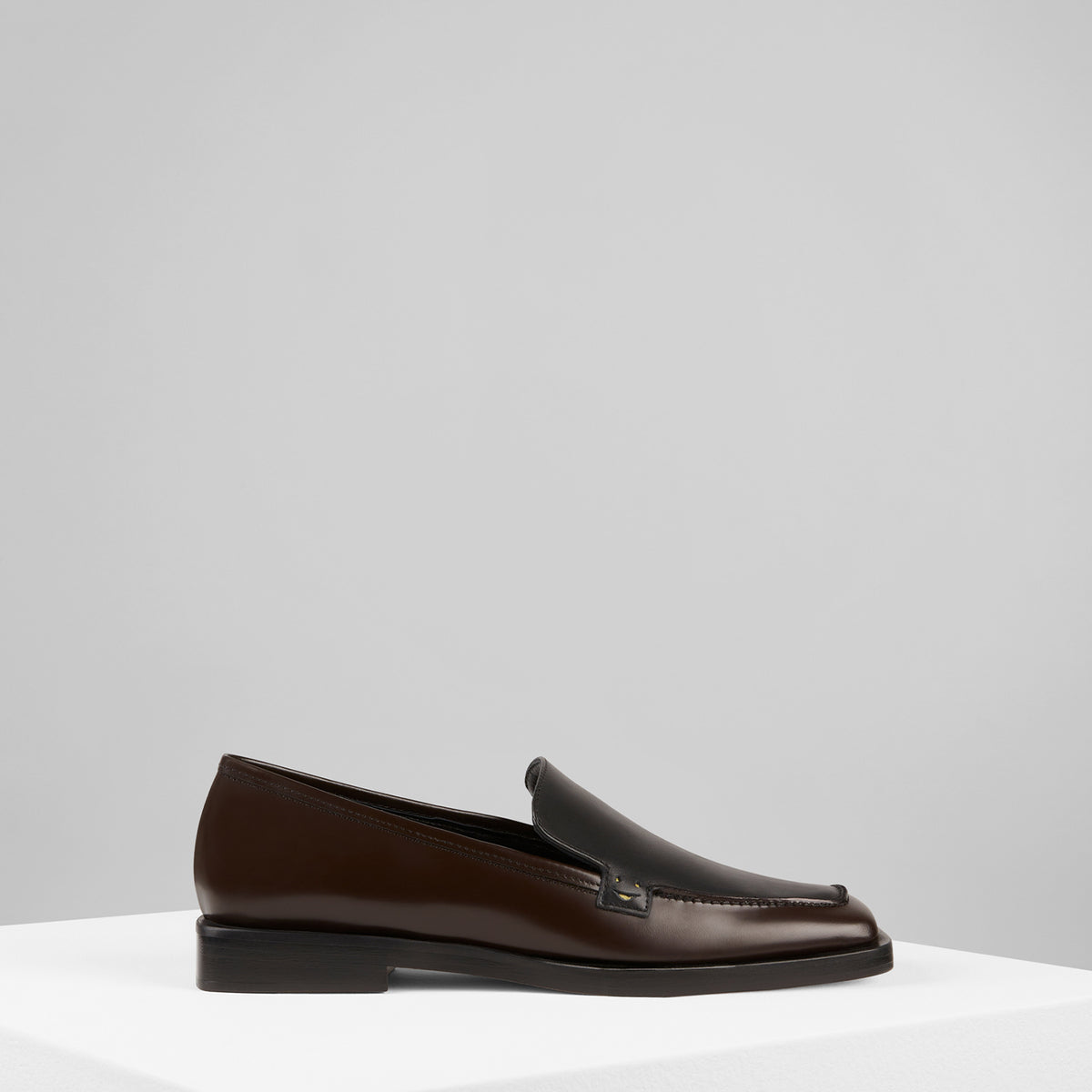 Load image into Gallery viewer, Zoe Loafers Nero Ebano