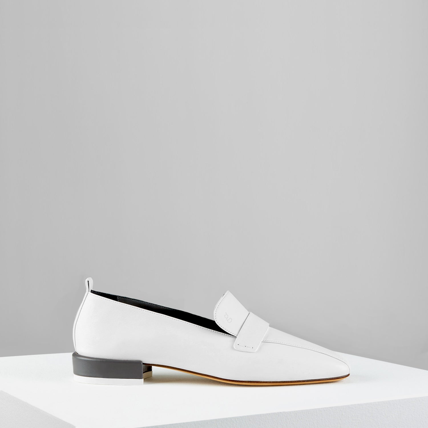 GRAY | Comoda Loafers Bianco Grigio | Women's Shoes