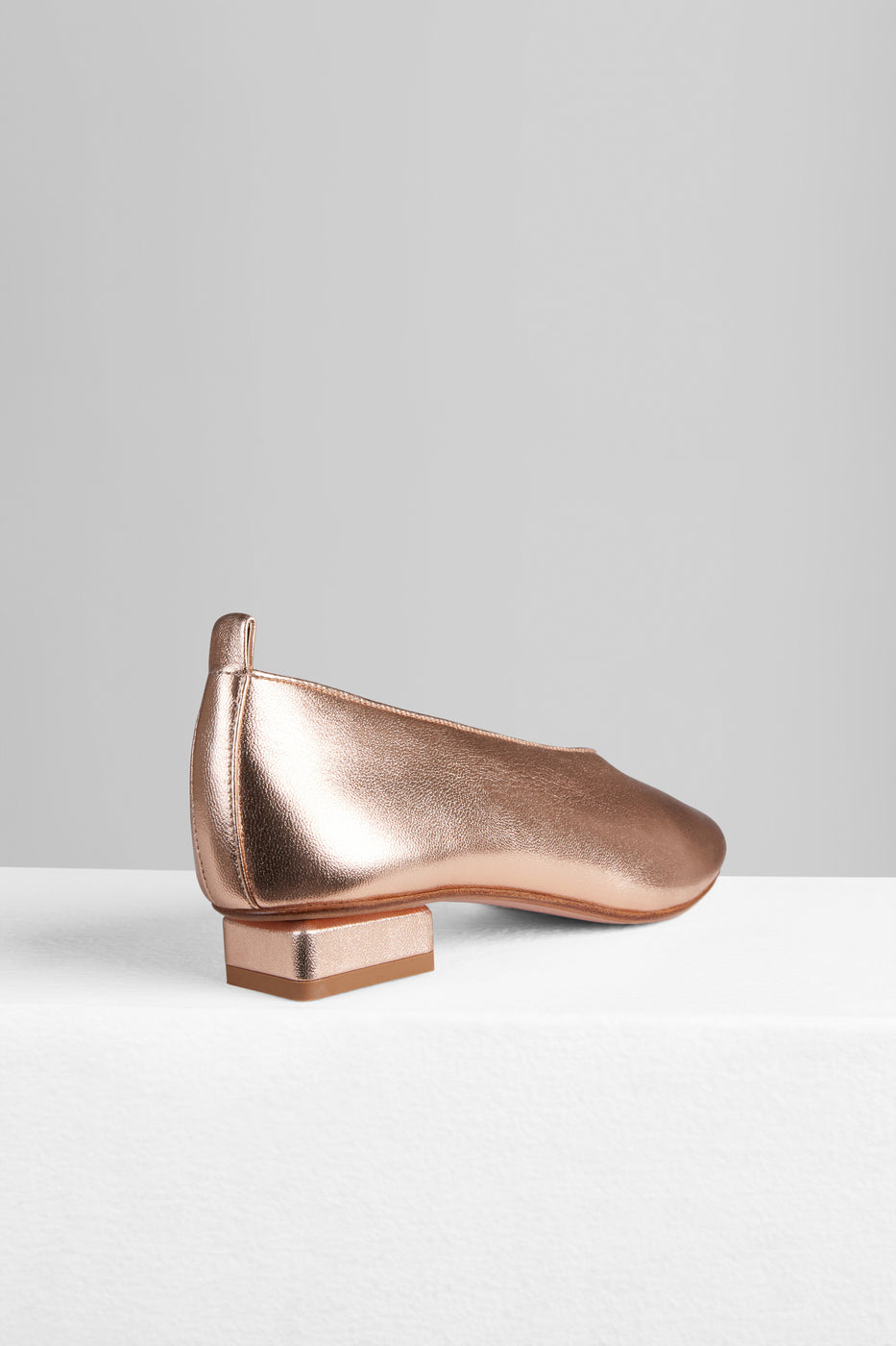 画像をギャラリービューアに読み込む, ミルドレッド  ピッコラ  シルバー