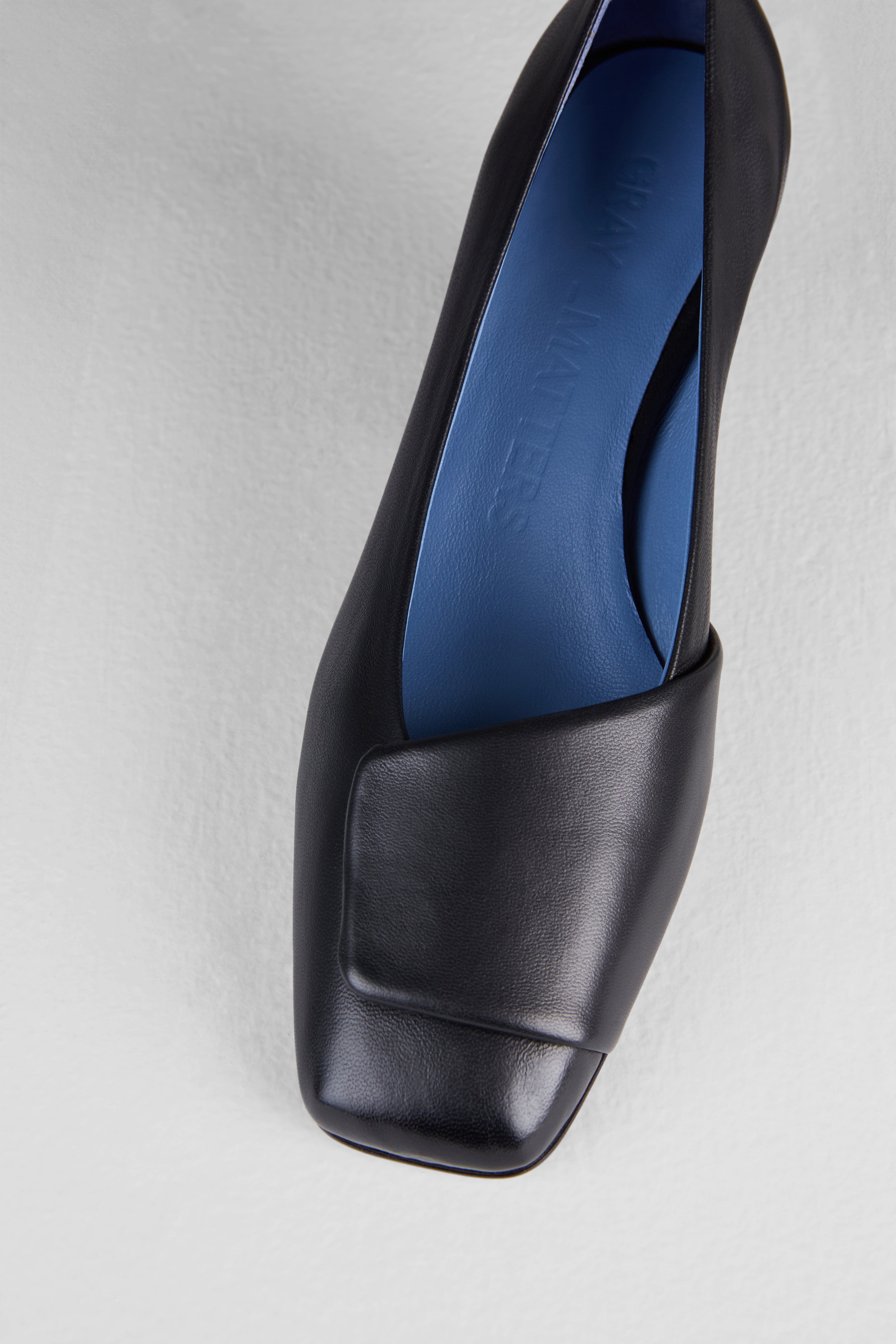 NUVOLA PUMPS IN NERO