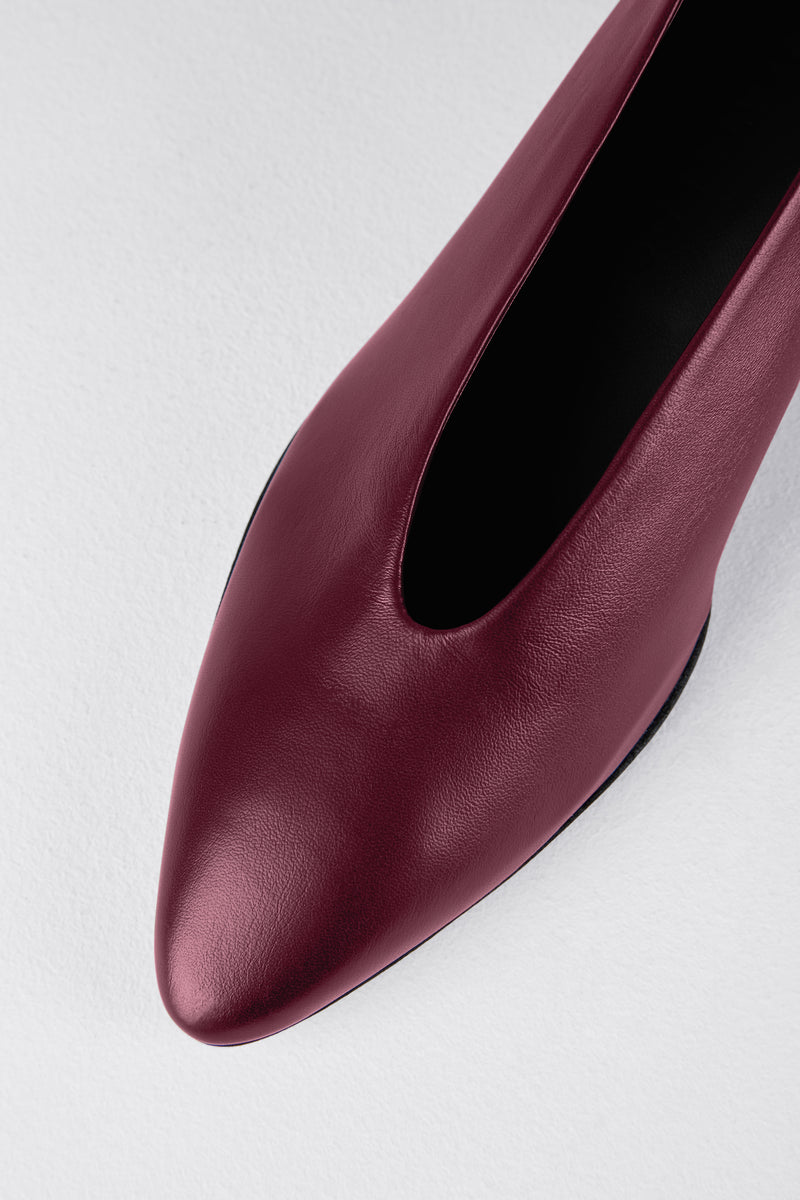 Load image into Gallery viewer, Gemma Pumps in Vino