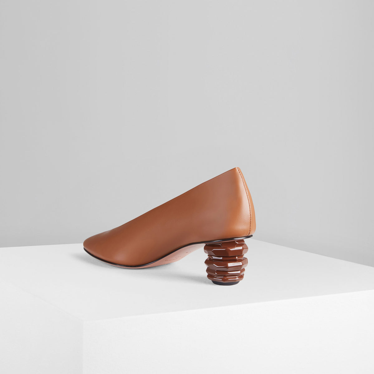 Gemma Pumps in Cacao