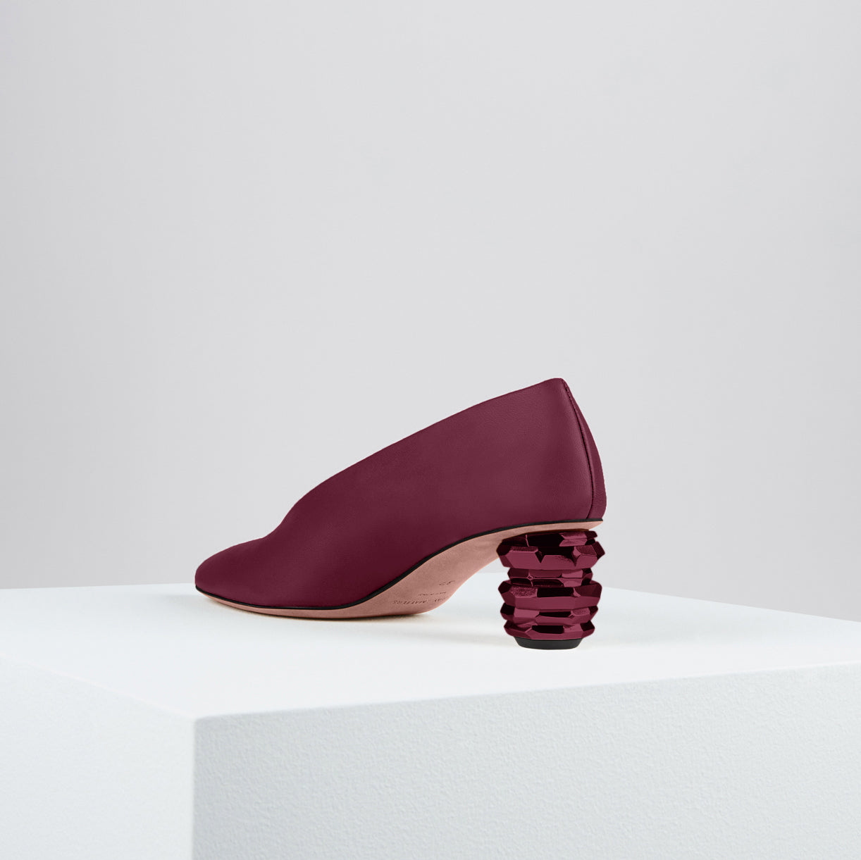 Load image into Gallery viewer, Gemma Pumps in Vino