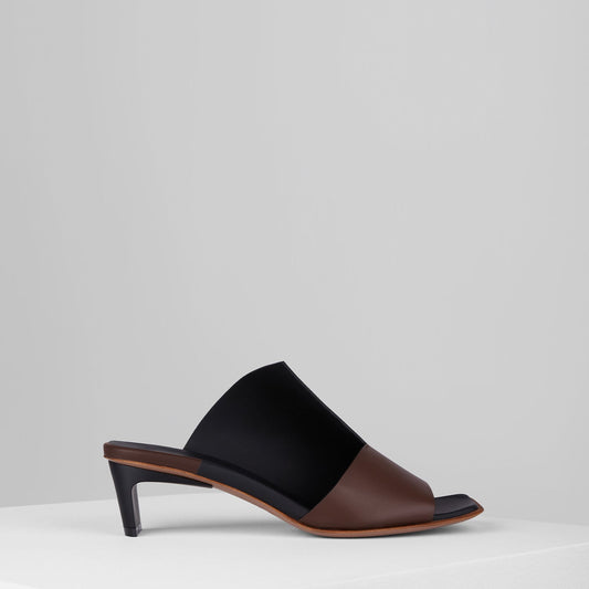 Canvas Sandals in Bruciato Nero - CANVS6
