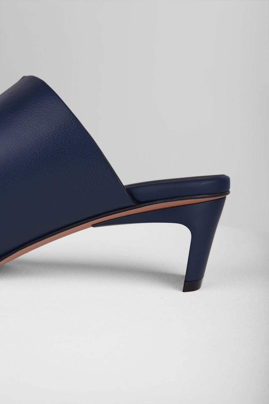 Load image into Gallery viewer, Canvas Sandals in Midnight - CANVS4