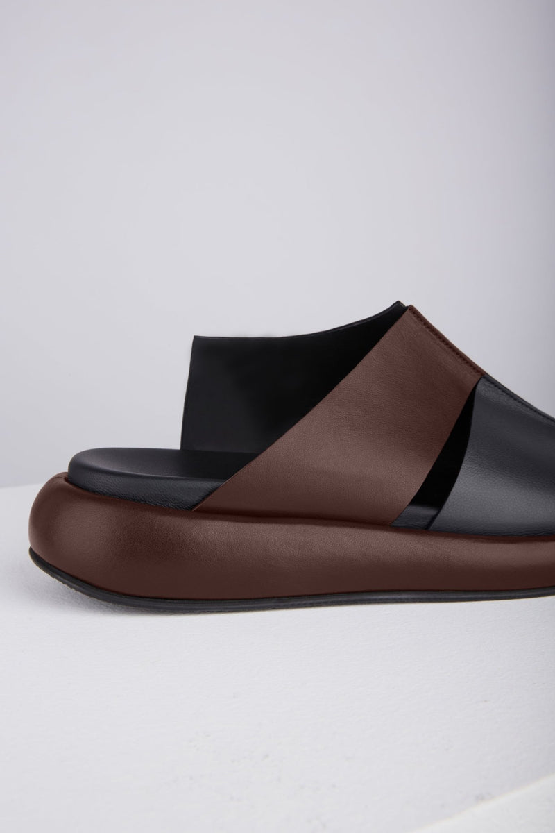 Carica l'immagine nel visualizzatore di Gallery, Ciambella Sandals in Nero Bruciato - CIAMBS3