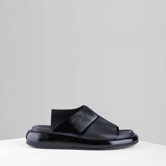 Ciambella Sandals in Nero Vernice - CIAMBS1
