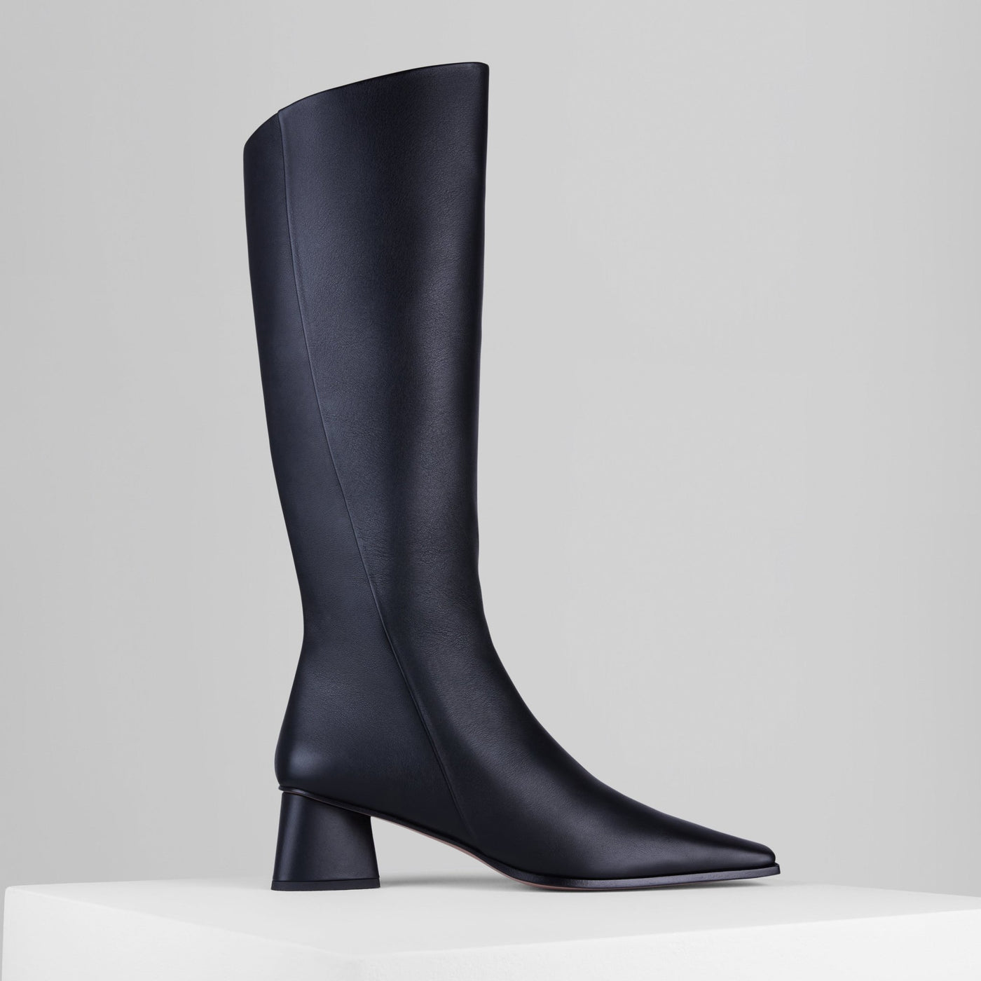 Carica l'immagine nel visualizzatore di Gallery, City Tall Boots in Nero - CITYTBO1