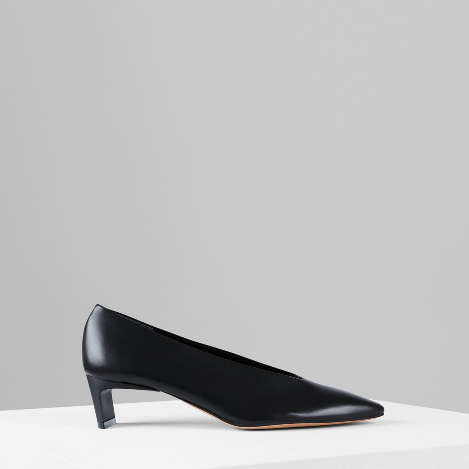 Clara Pumps in Nero - CLARS02