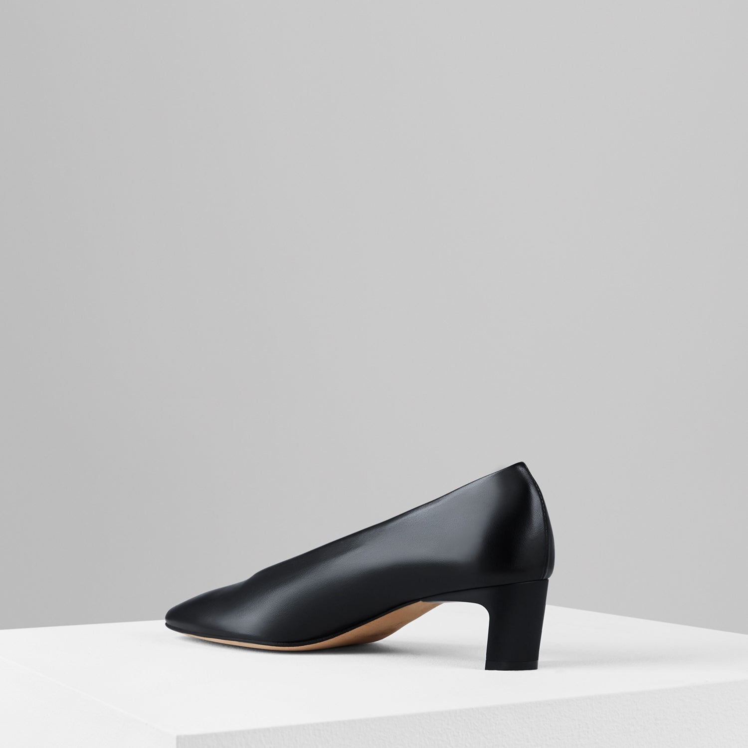 Clara Pumps in Nero - CLARS02