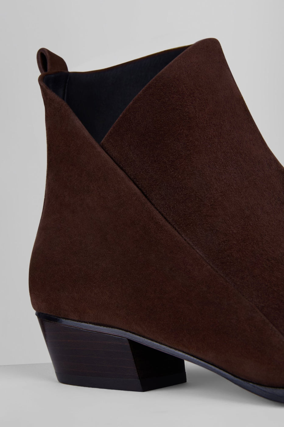 Load image into Gallery viewer, Cortina Boots in Bruciato Suede - AZB3