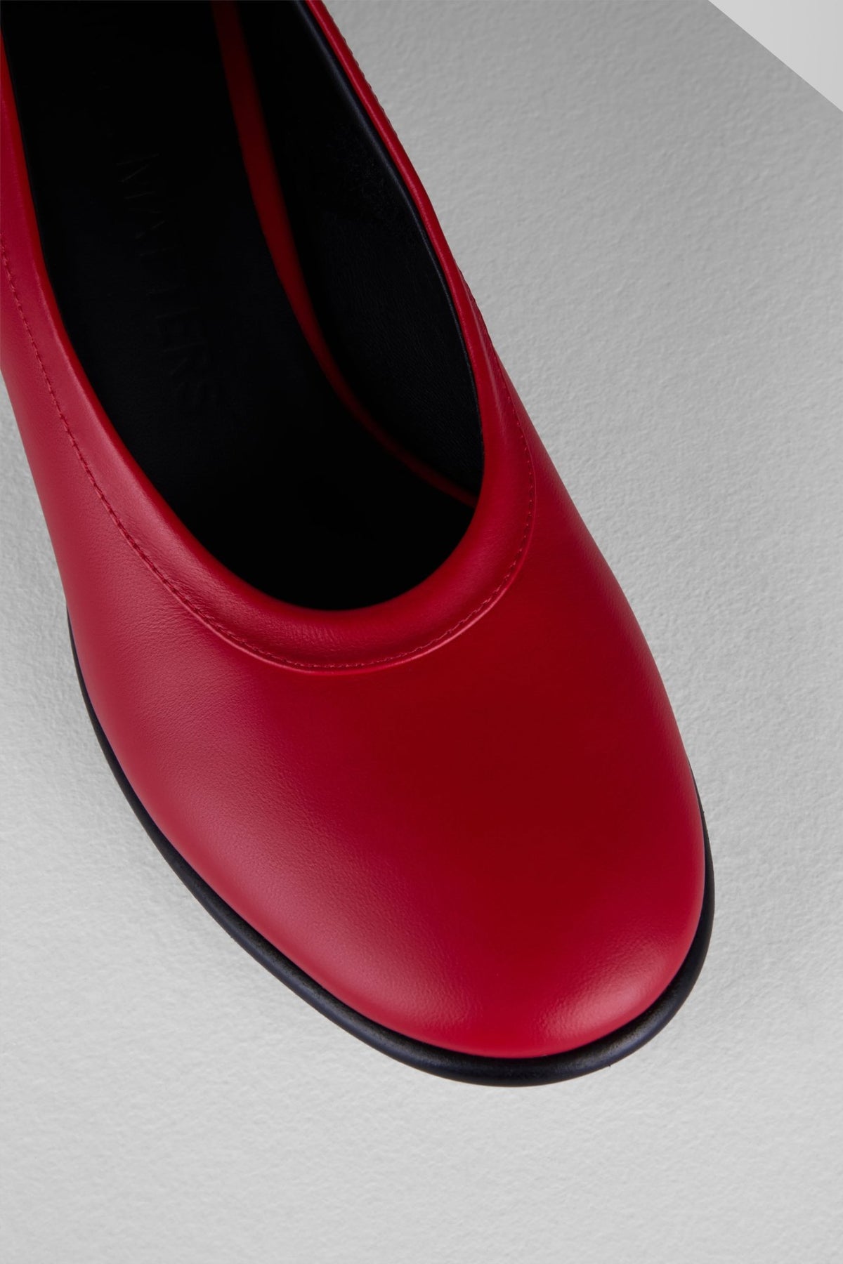 Egg Pumps in Rosso - DEGGP4