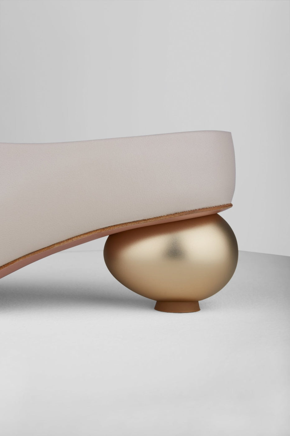 Carica l'immagine nel visualizzatore di Gallery, Egg Sandals in Cera - EGGS1