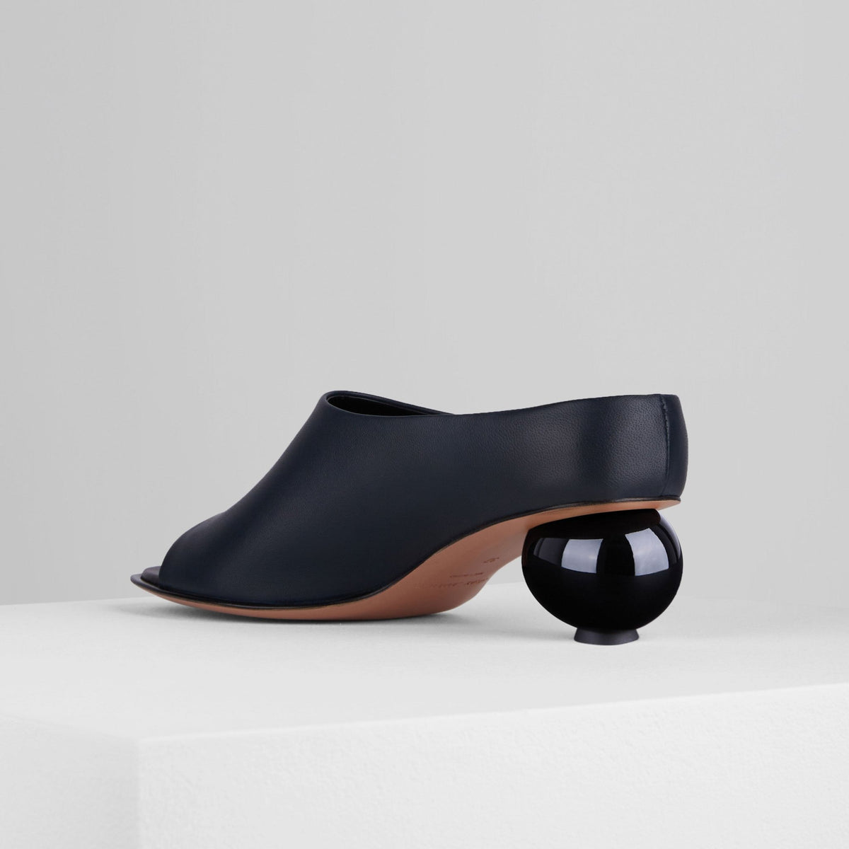 Load image into Gallery viewer, Egg Sandals in Midnight - EGGS3