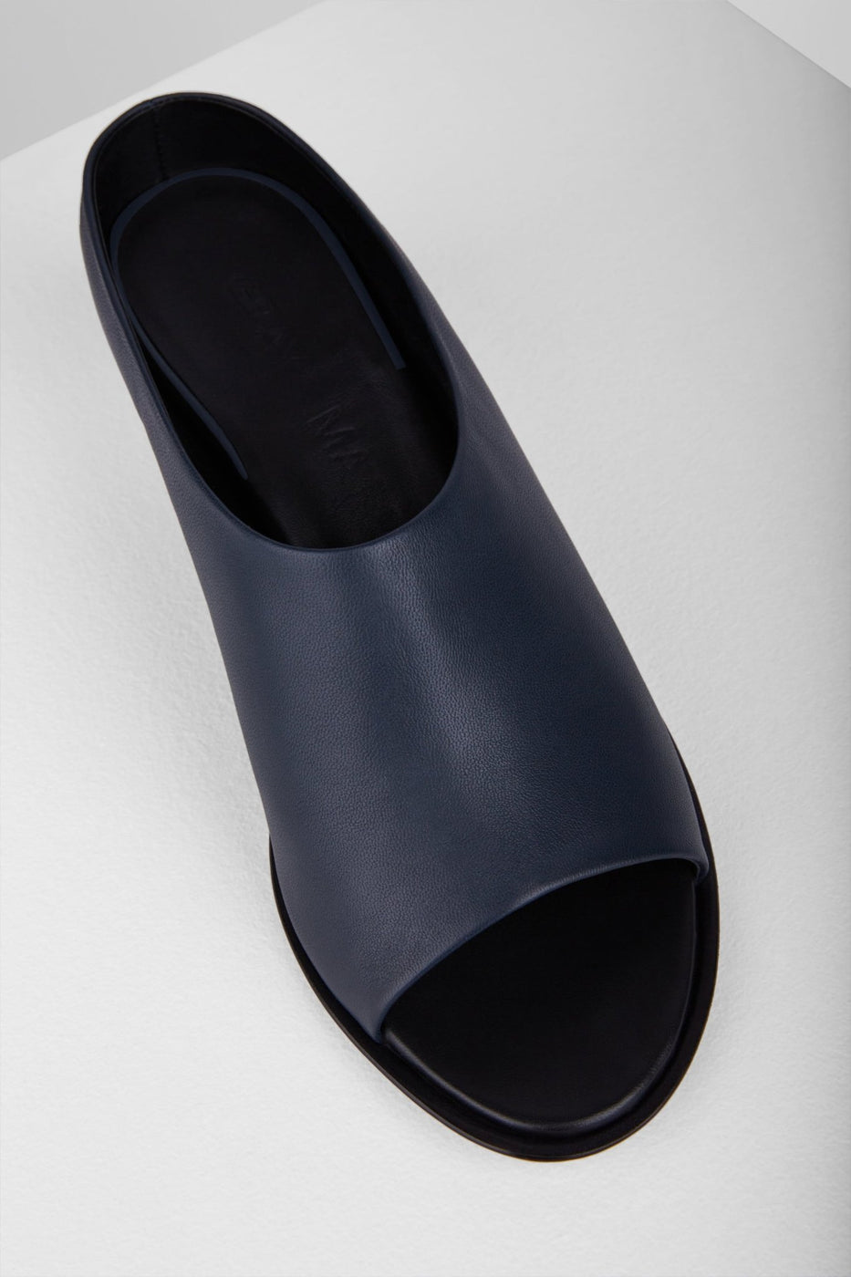 Load image into Gallery viewer, Egg Sandals in Midnight - EGGS3