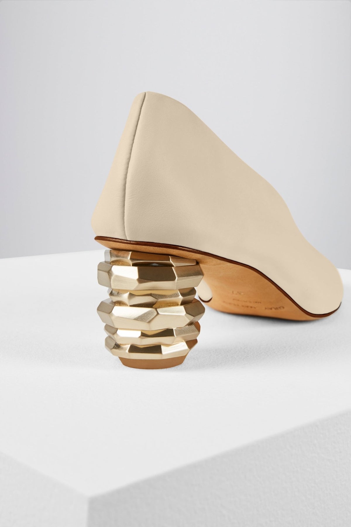 Gemma Pumps in Conchiglia - GEMP09