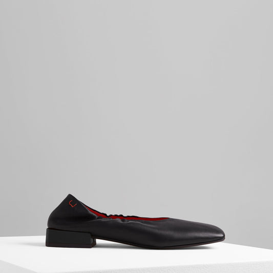 Gio Flats in Nero - GIOF4