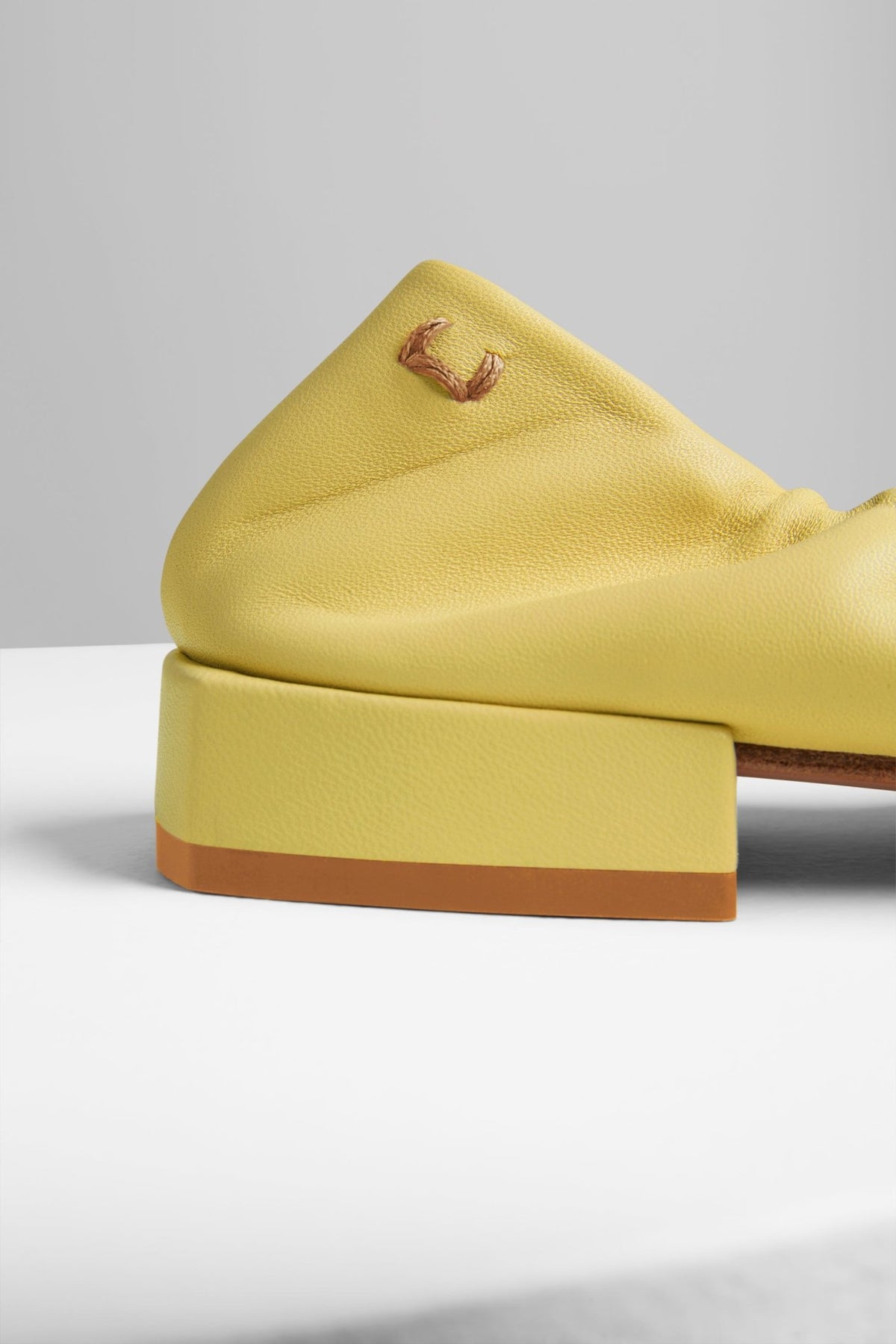Gio Flats in Sole - GIOF6