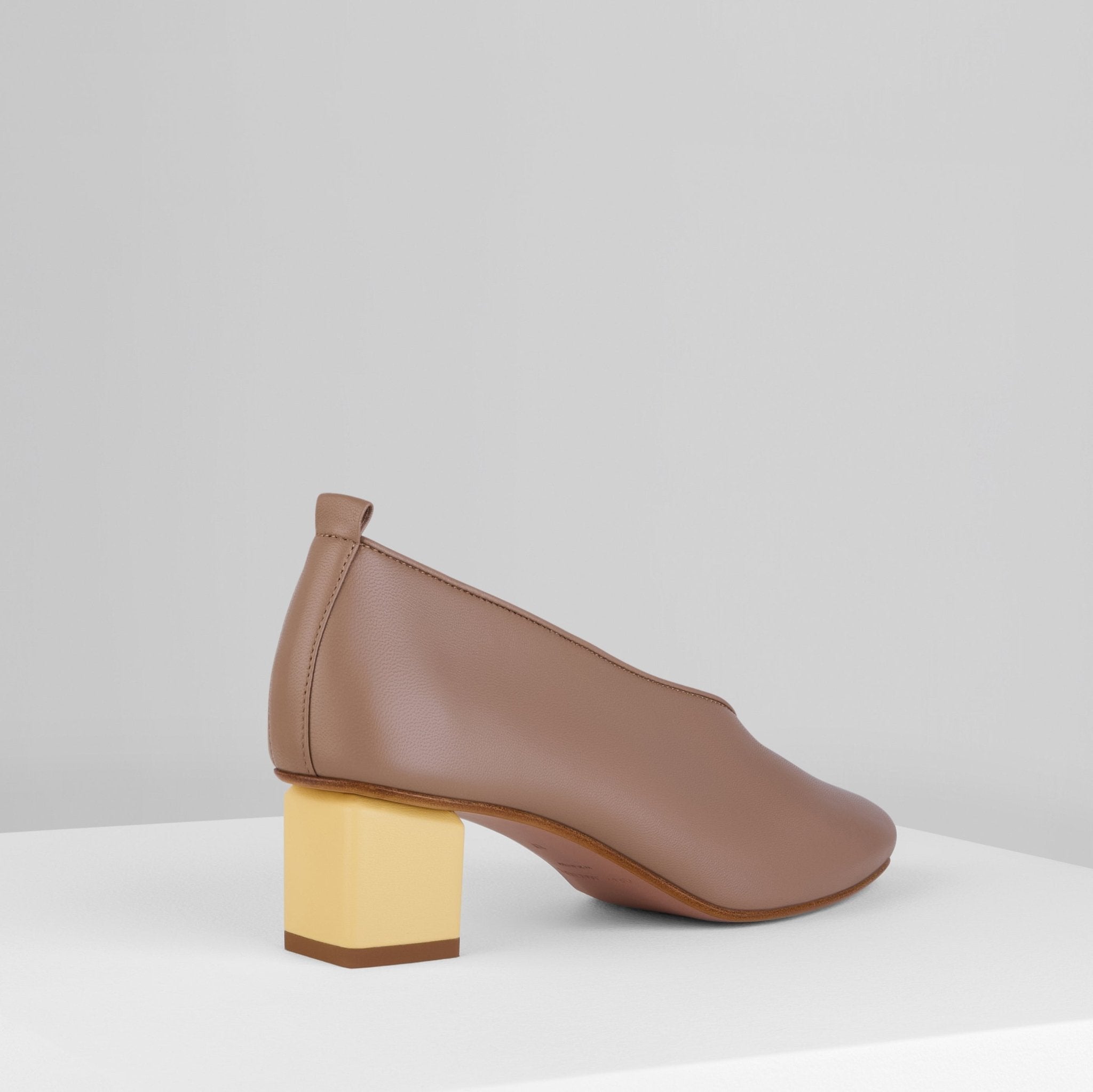Mildred Classic in Taupe Sole - MILC87