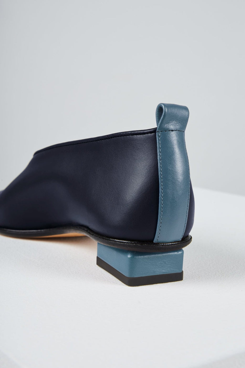 Load image into Gallery viewer, Mildred Piccola in Midnight - MILP21