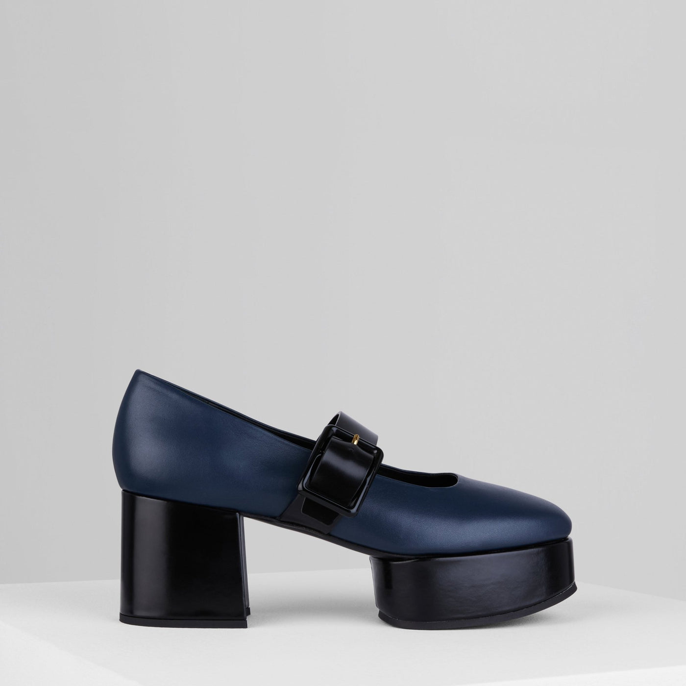 Carica l'immagine nel visualizzatore di Gallery, Myla Mary Jane in Midnight - MYLMJ4