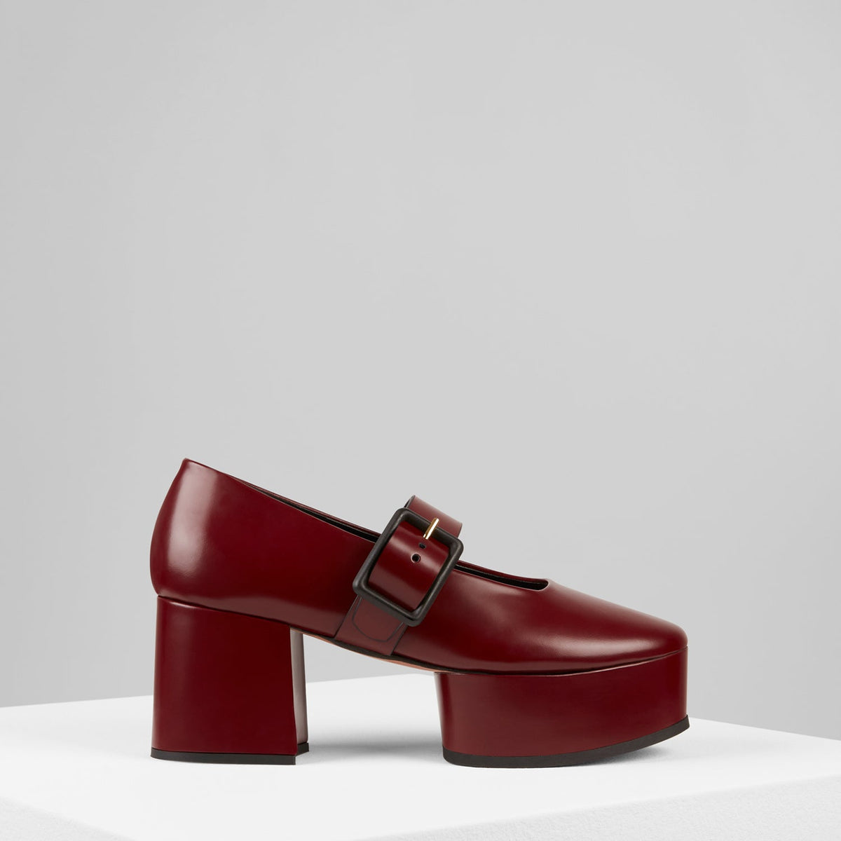 Load image into Gallery viewer, Myla Mary Jane in Vino - MYLMJ1