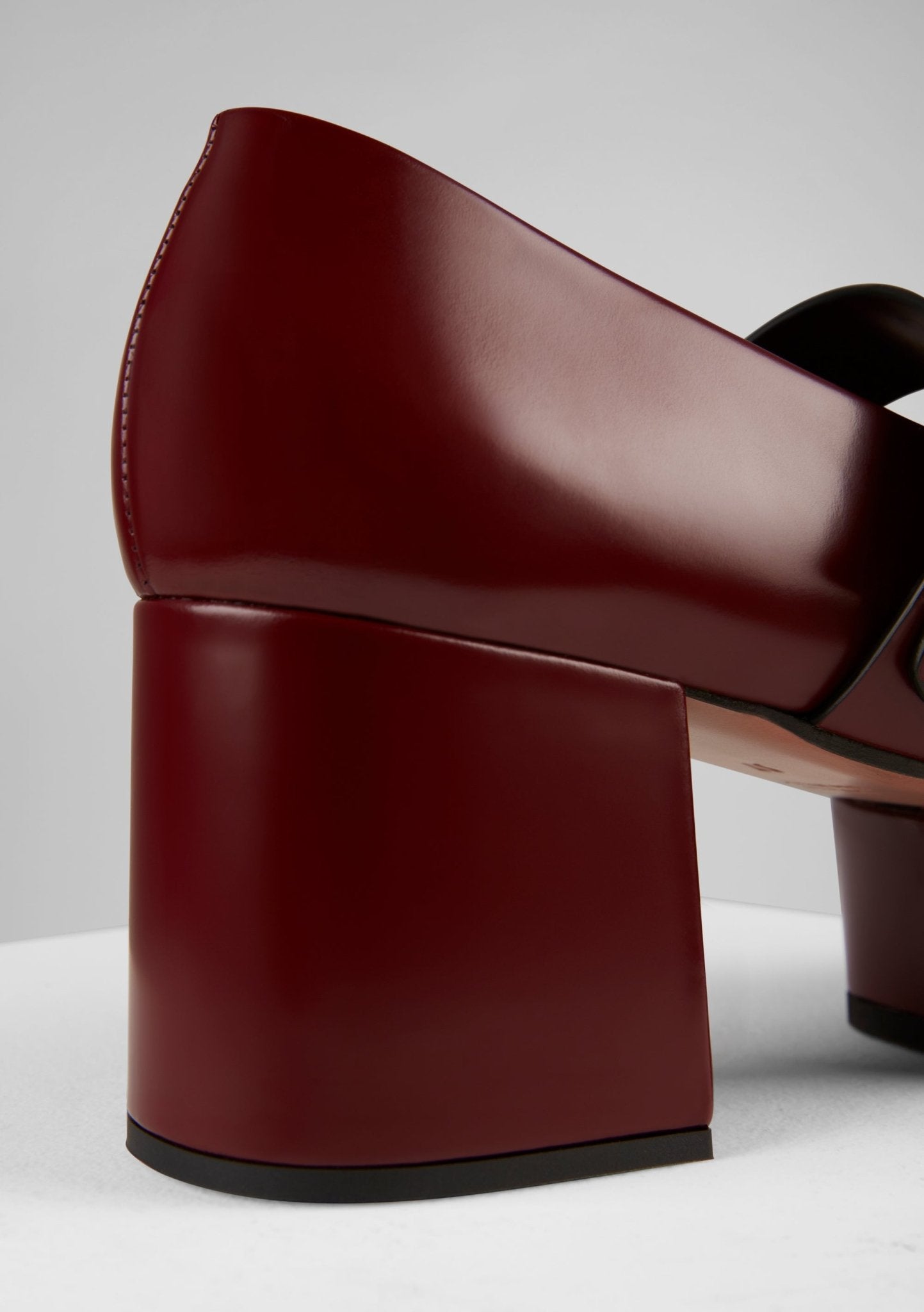 Myla Mary Jane in Vino - MYLMJ1