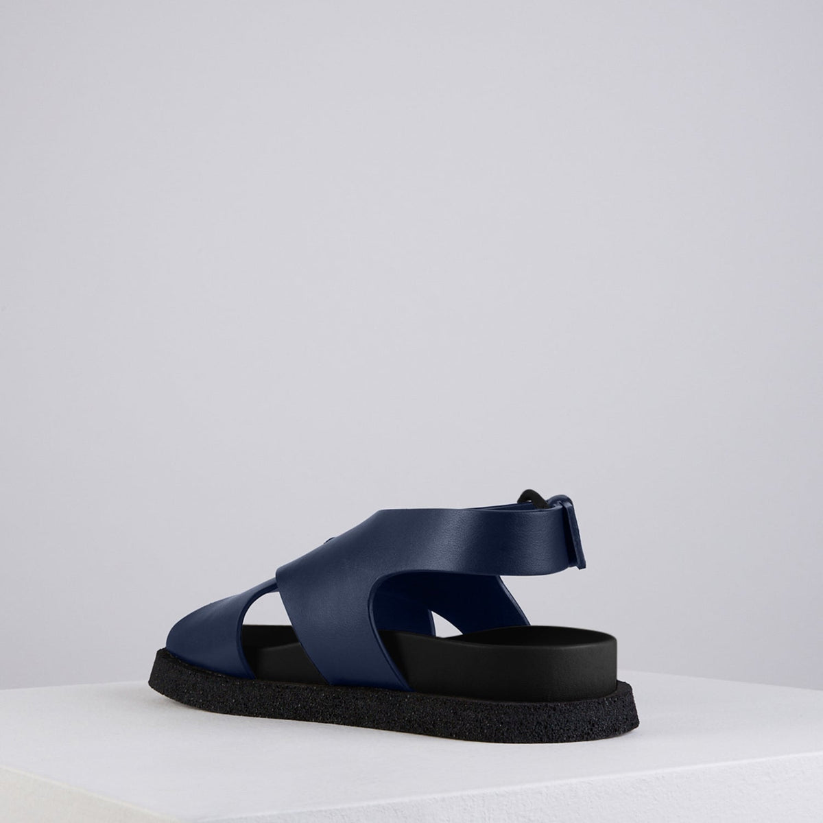 Charger l'image dans la galerie, Nervi Fussbett Slingback in Midnight - NERFSL2