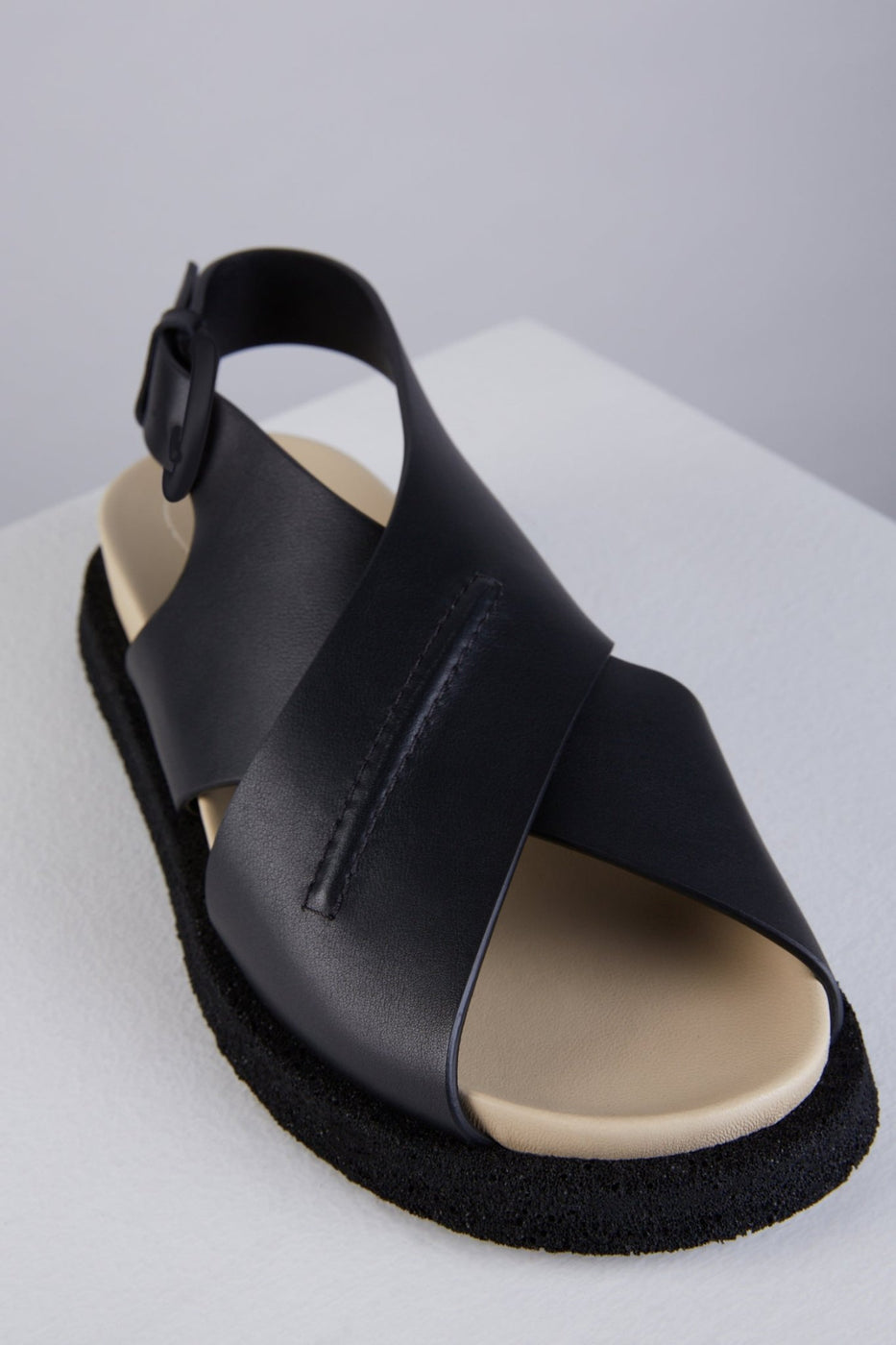 画像をギャラリービューアに読み込む, Nervi Fussbett Slingbacks in Nero - NERFSL1