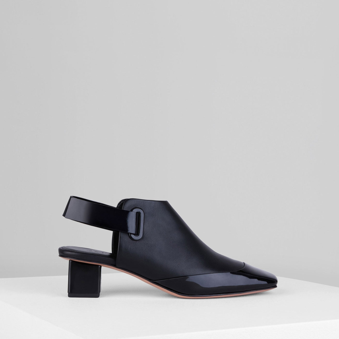 Load image into Gallery viewer, Onda Bootie in Nero - ONDBSL1