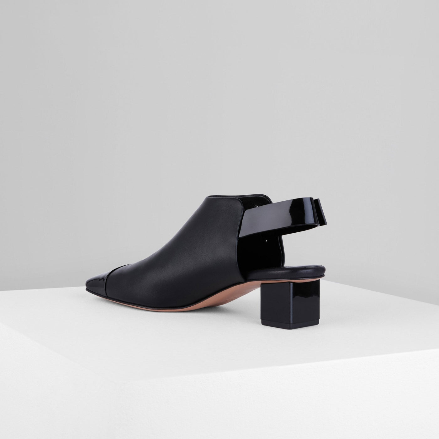 Load image into Gallery viewer, Onda Bootie in Nero - ONDBSL1