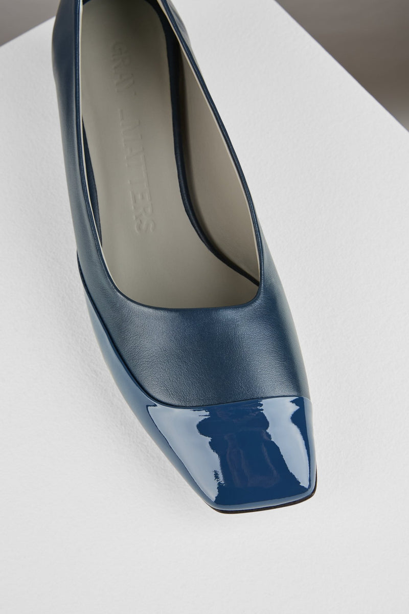 将图片加载到图库查看器，Onda Pumps in Midnight - ONDP3