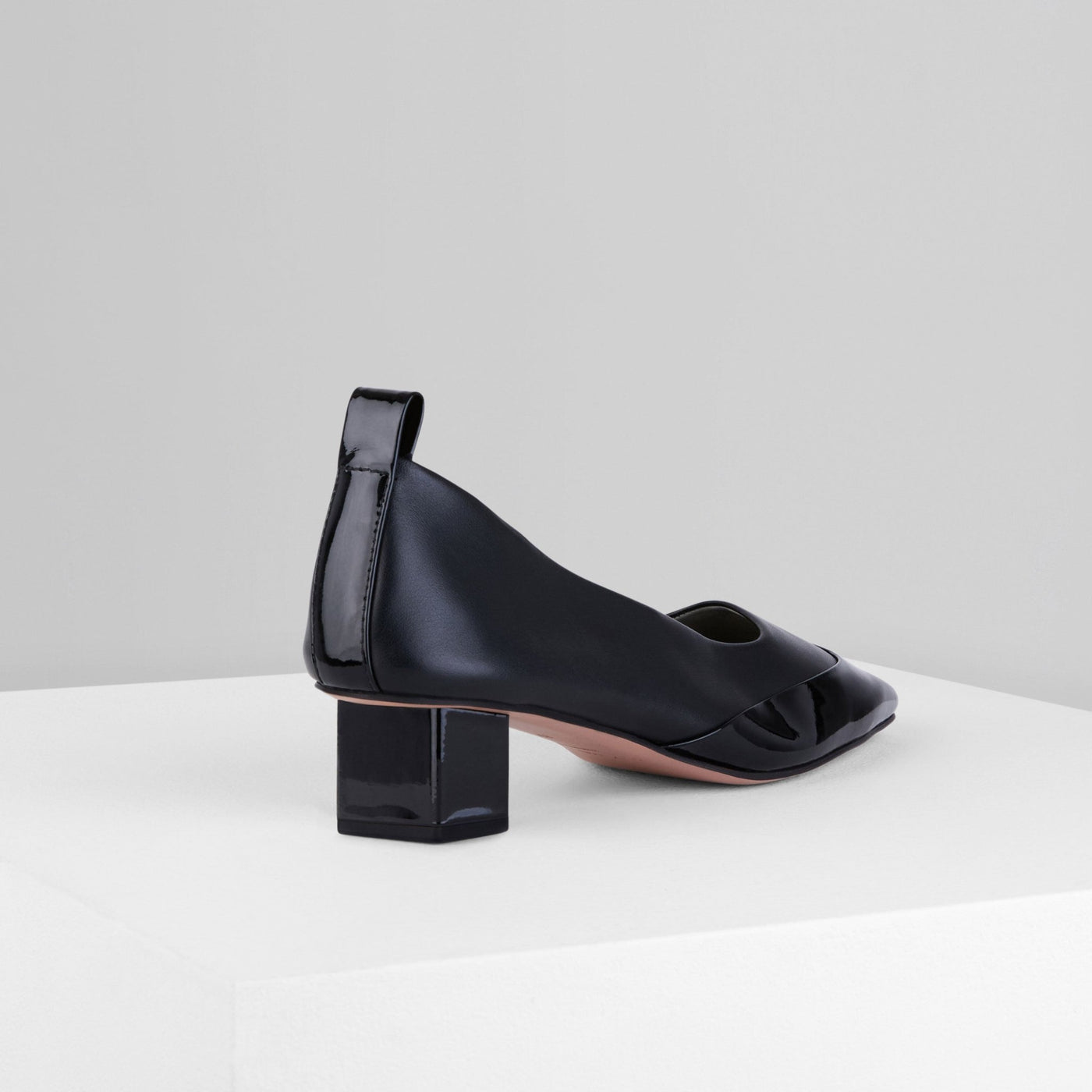 Carica l'immagine nel visualizzatore di Gallery, Onda Pumps in Nero - ONDP2