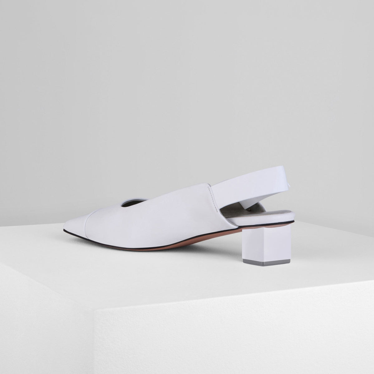 Load image into Gallery viewer, Onda Slingback in Bianco - ONDSL1
