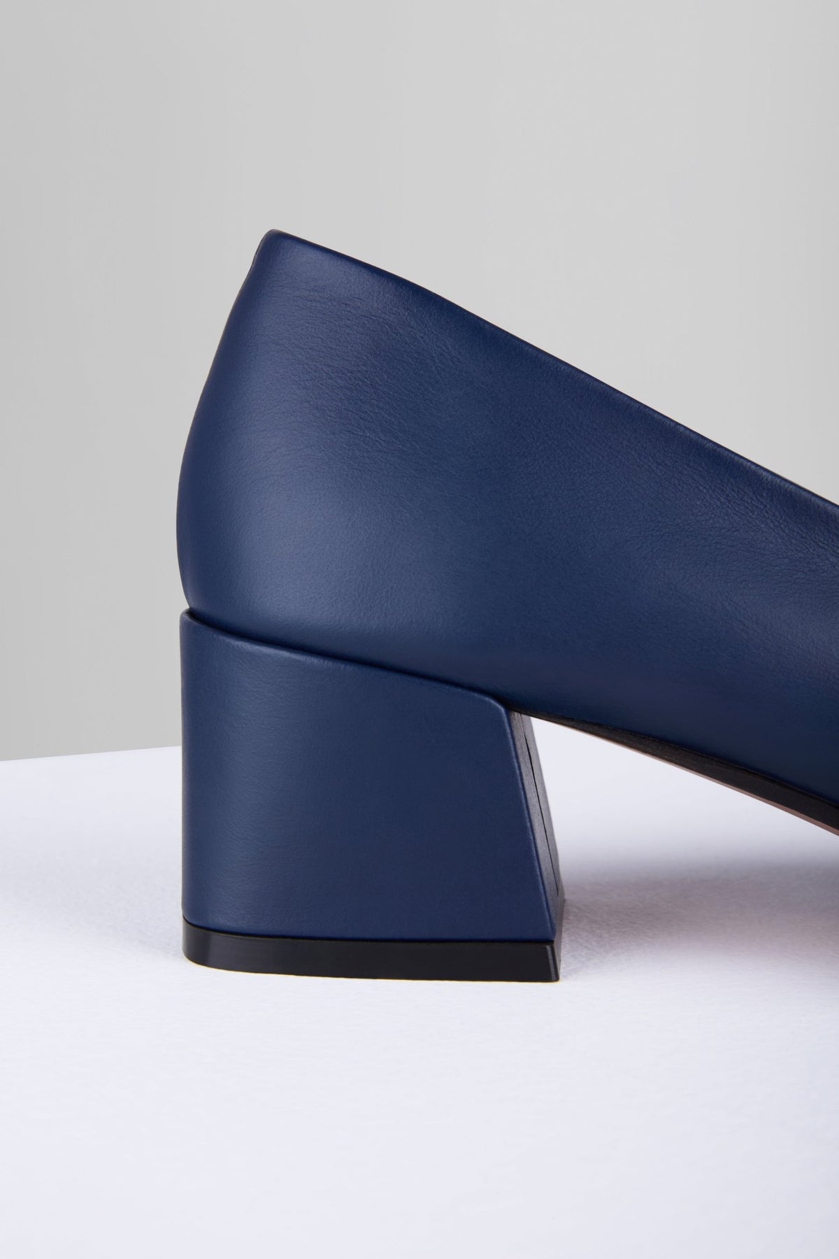 Rebecca Mary Jane in Midnight - REBMJ6