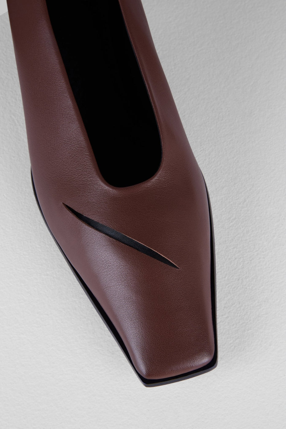 Carica l'immagine nel visualizzatore di Gallery, Spacco Pumps in Bruciato Nero - SPACP2