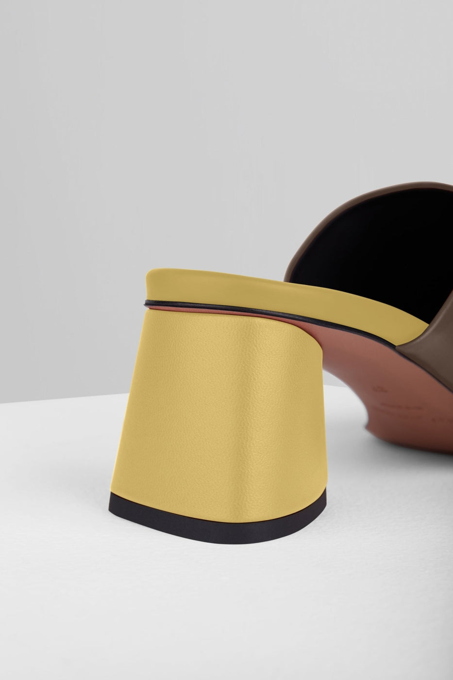 Carica l'immagine nel visualizzatore di Gallery, Spacco Sandals in Taupe Sole - SPACS3