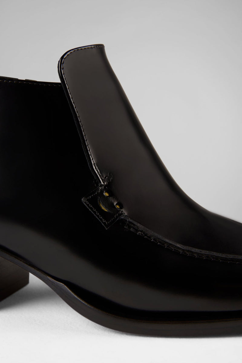 Load image into Gallery viewer, Zoe Bootie in Nero Spazzolato - ZOE40B1