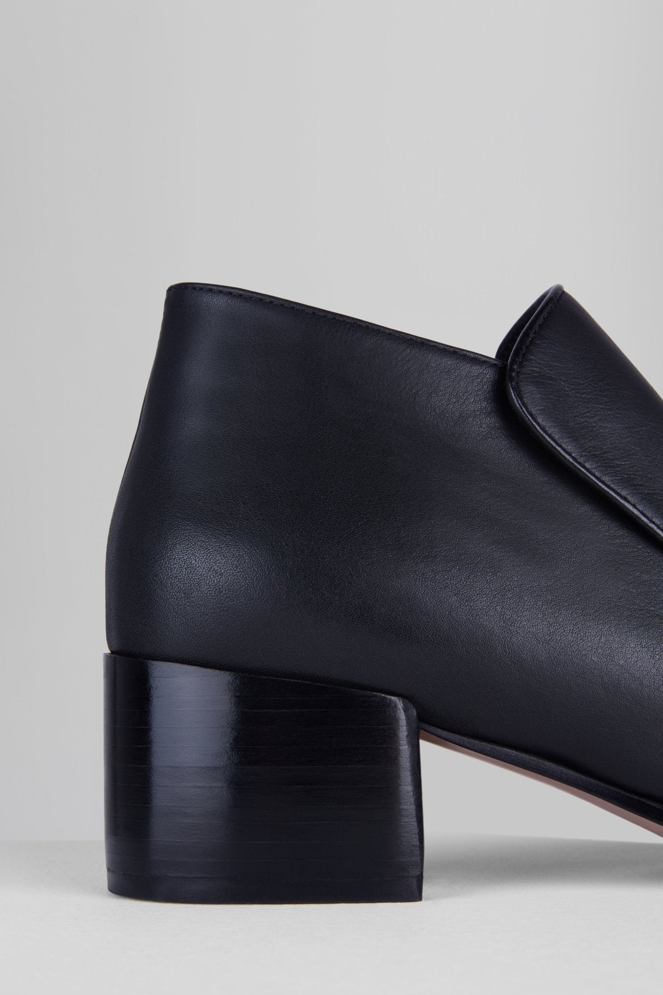 Zoe Bootie in Nero Vitello - ZOE40B2