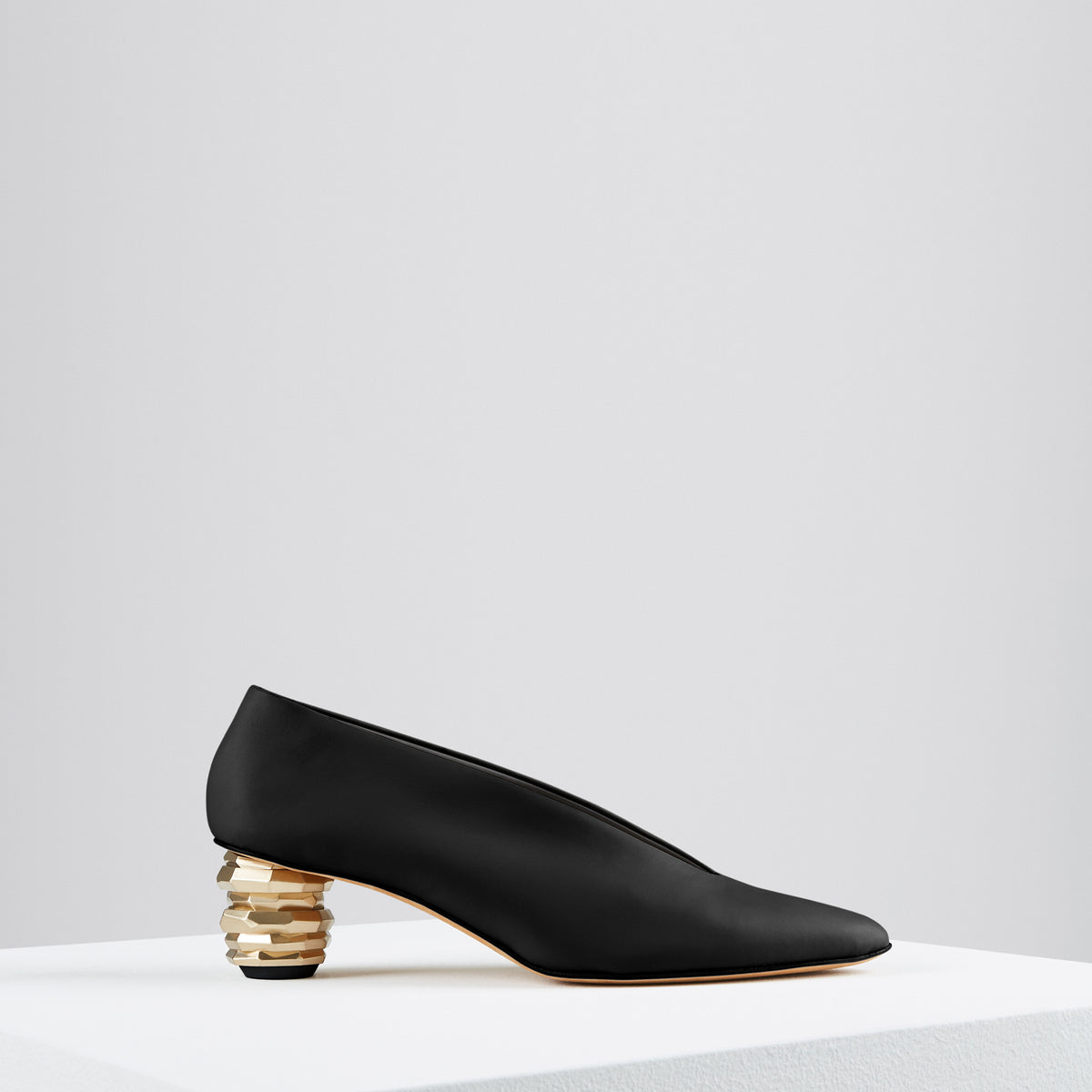 GRAY MATTERS | Gemma Pumps Nero | Women's Designer Shoes