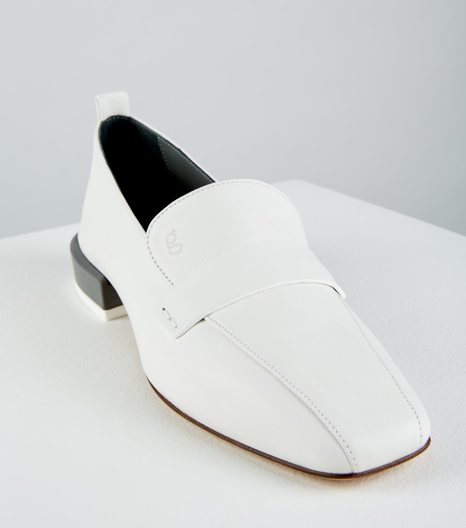 GRAY | Comoda Loafers Bianco Grigio | Women's Shoes