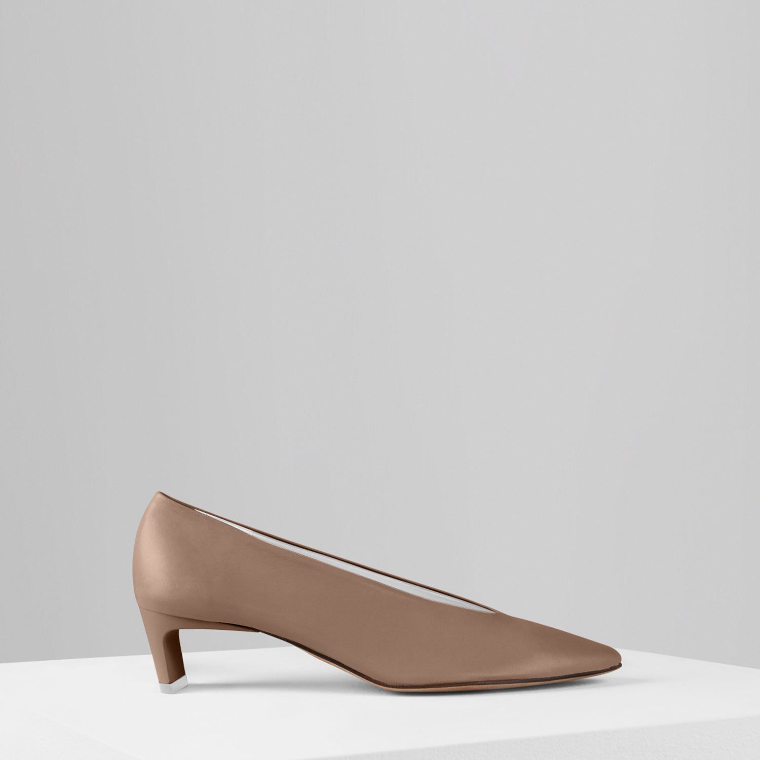 Taupe mid heel court shoes Clearance