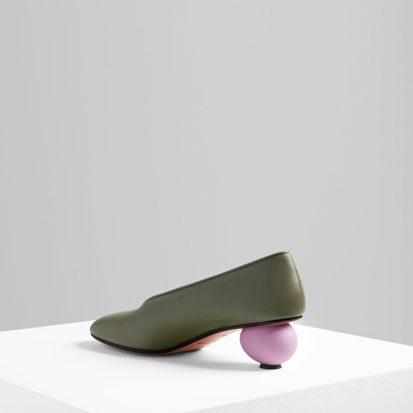 Load image into Gallery viewer, Egg Pumps Ortica Flamingo