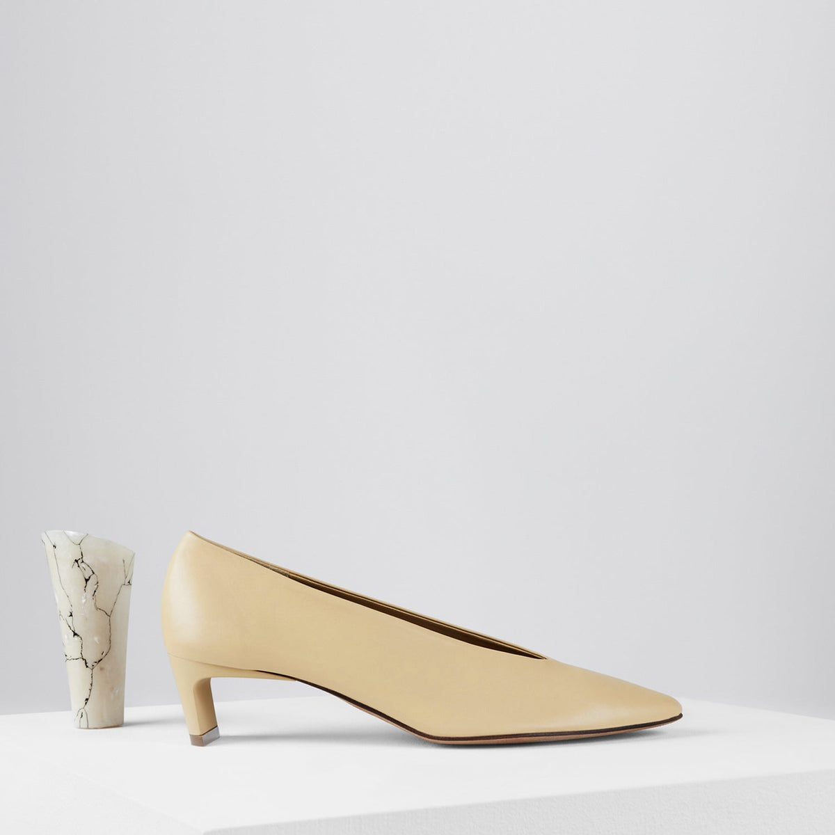 将图片加载到图库查看器，Clara Pumps in Zenzero - CLARS01