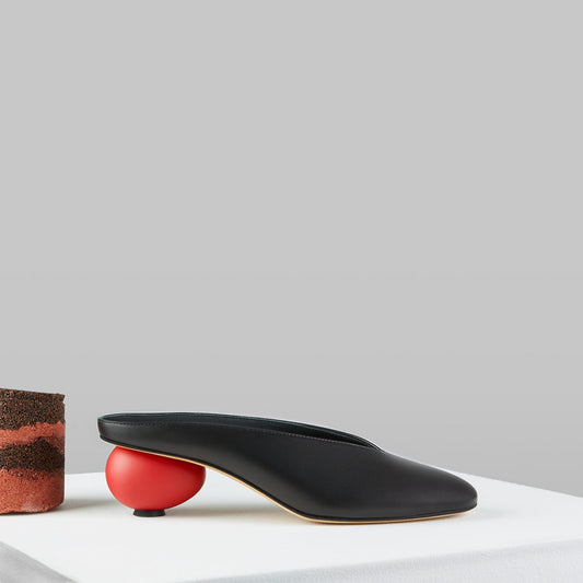 Egg Mules in Nero Rosso - MILE22