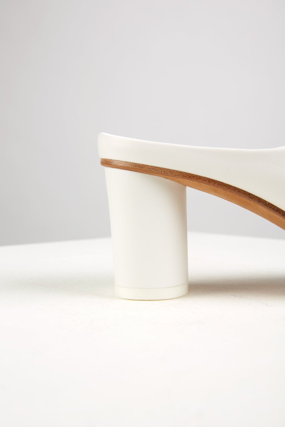 Micol Mules in Bianco - MICM3