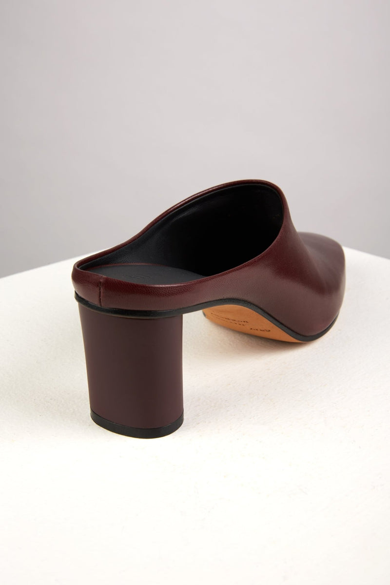 Load image into Gallery viewer, Micol Mules in Plum - MICM6