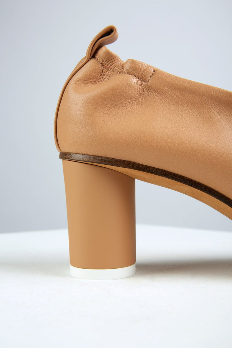 Load image into Gallery viewer, Micol Pumps in Cammello - MICP6