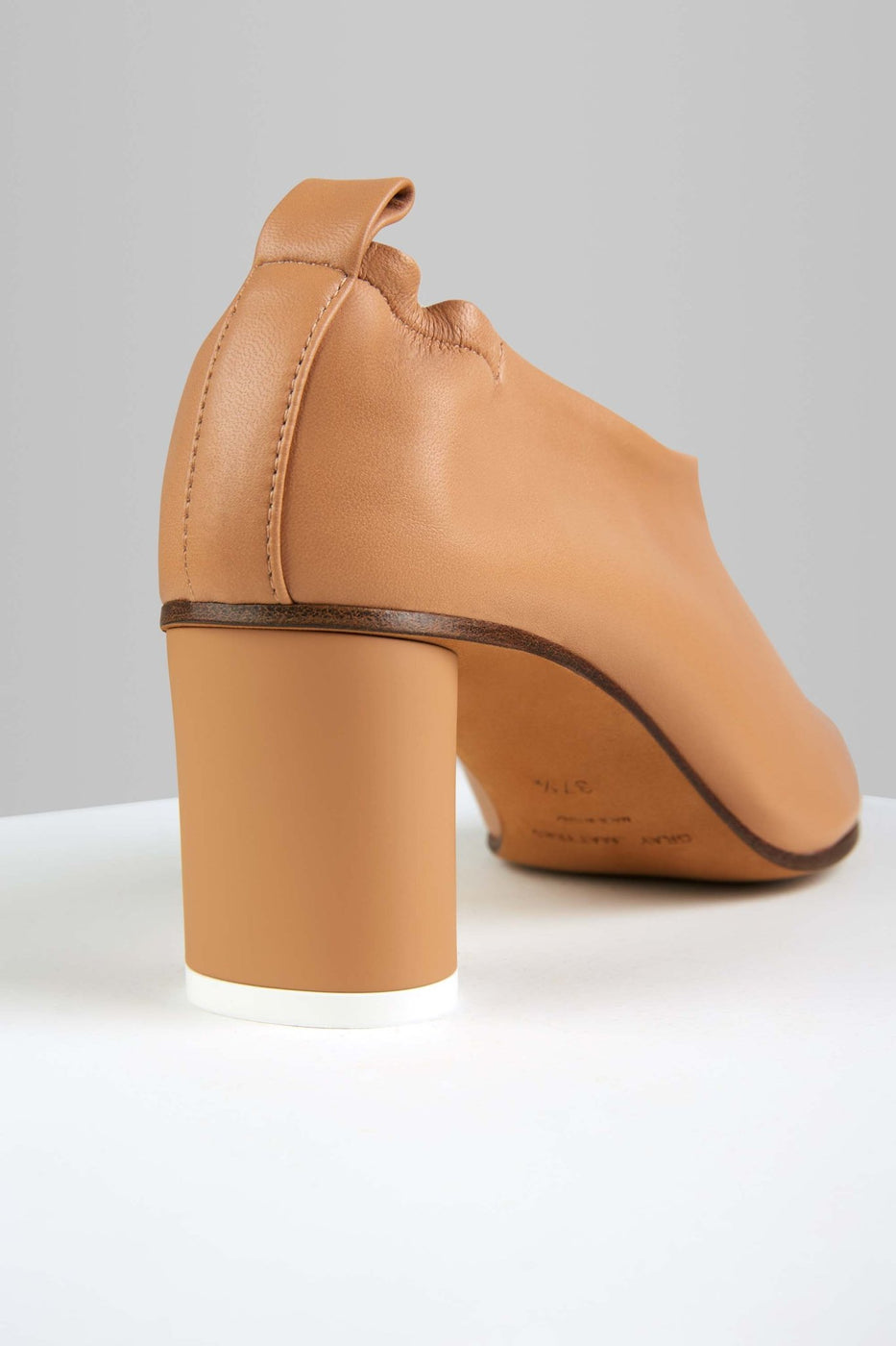 Load image into Gallery viewer, Micol Pumps in Cammello - MICP6