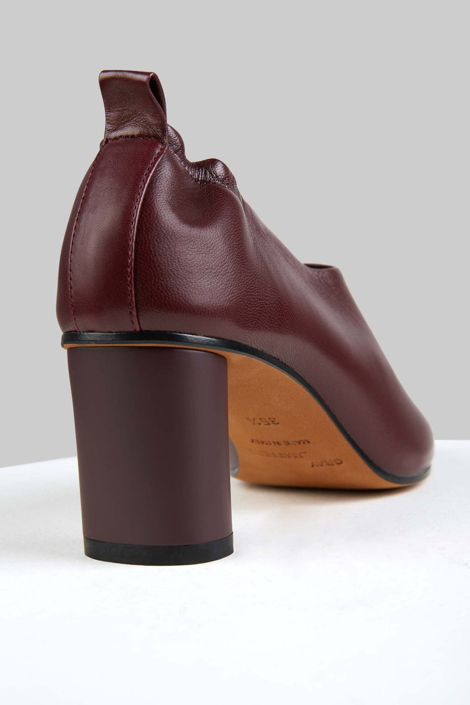 Load image into Gallery viewer, Micol Pumps in Plum - MICP12